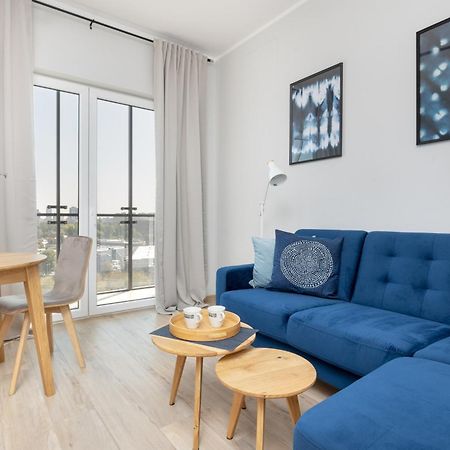 Business Center Apartments Warsaw Wola By Noclegi Renters Kültér fotó