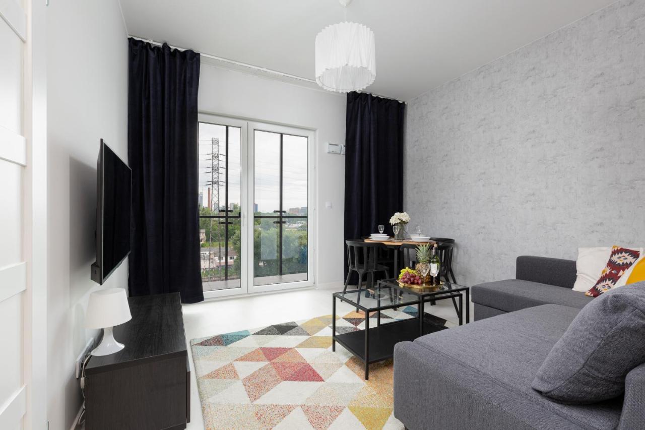 Business Center Apartments Warsaw Wola By Noclegi Renters Kültér fotó