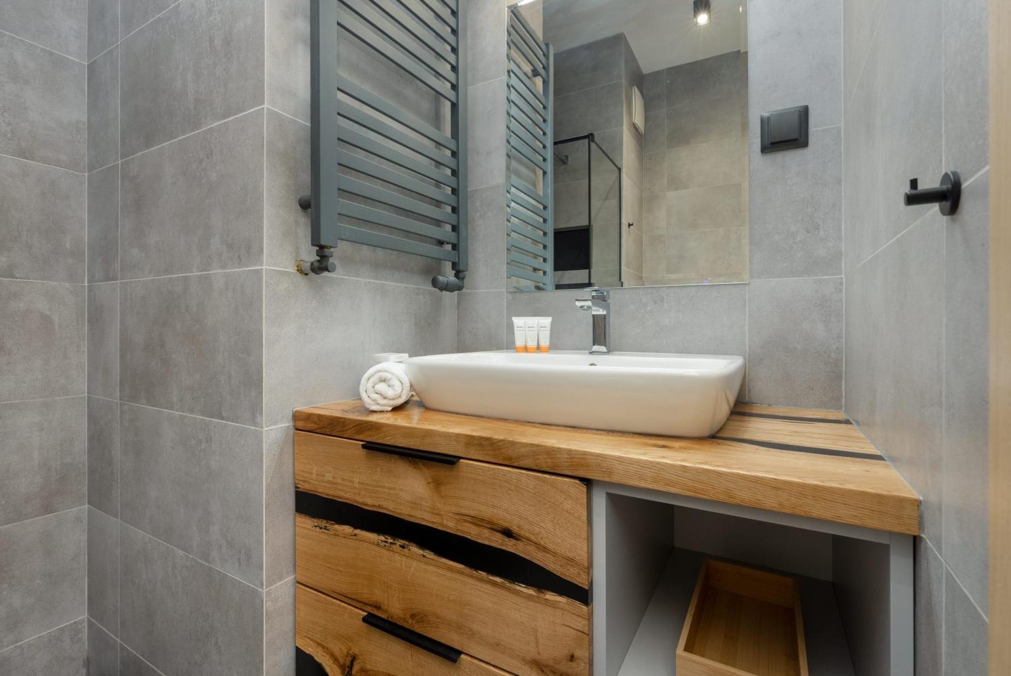 Business Center Apartments Warsaw Wola By Noclegi Renters Kültér fotó